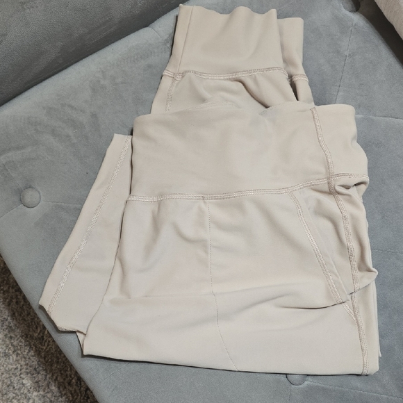 Old Navy Active Powersoft Jogger in Beige - Picture 2 of 2